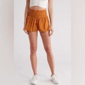 Free people movement short size M
